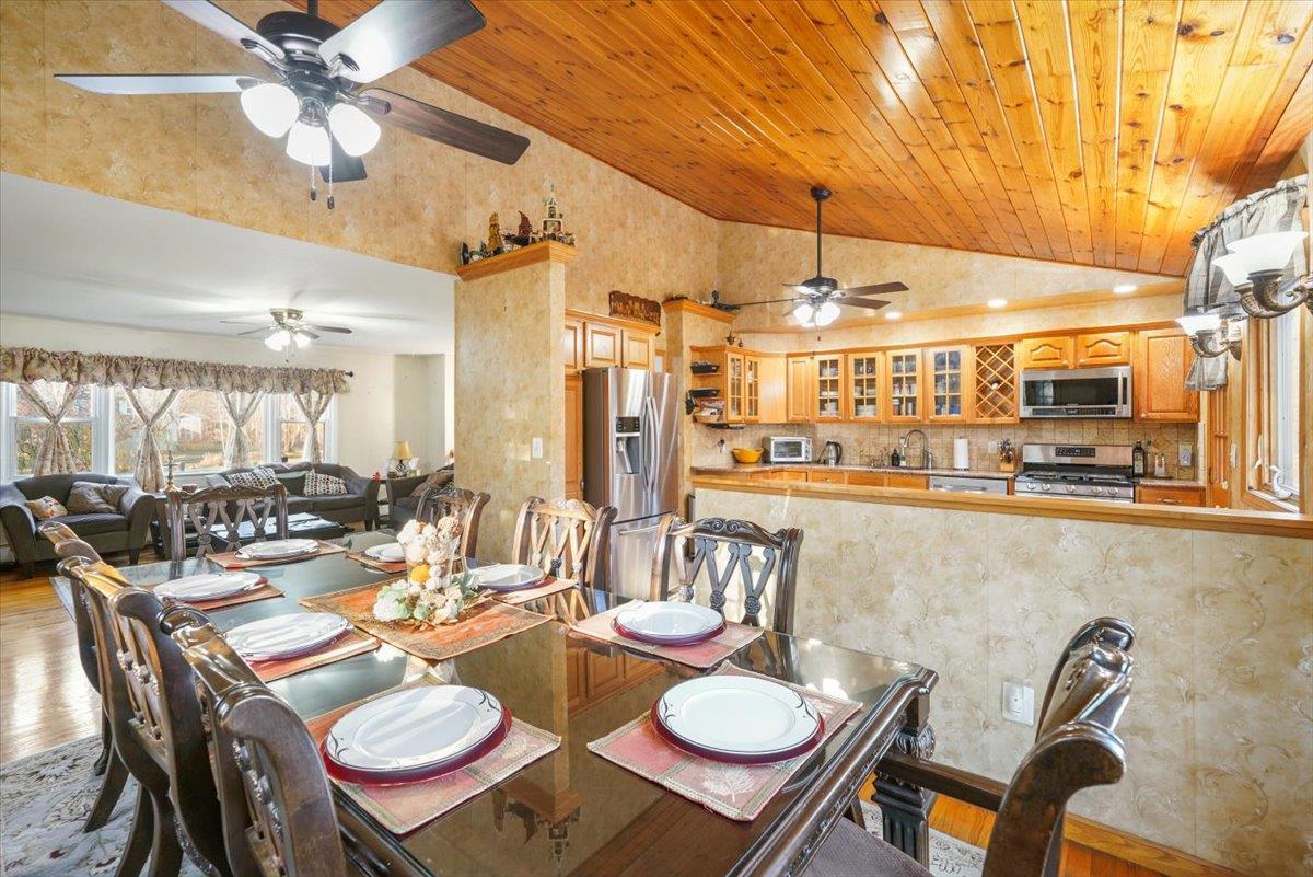 Single Family Green Bower  Rockland County, NY 10956, MLS-H6332855-8