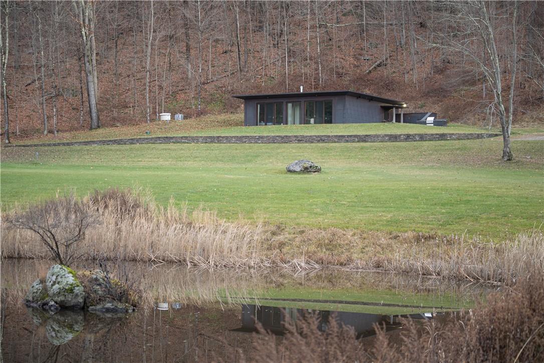Single Family Duell Hollow  Dutchess County, NY 12594, MLS-H6332865-19