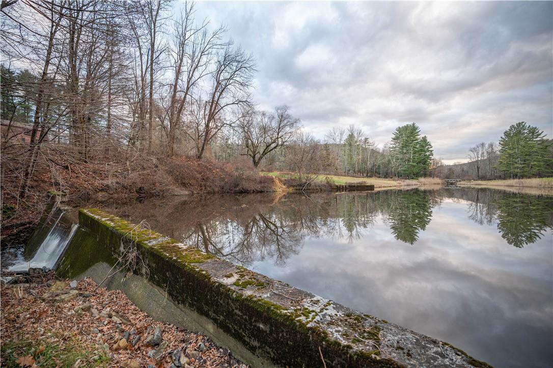 Single Family Duell Hollow  Dutchess County, NY 12594, MLS-H6332865-21