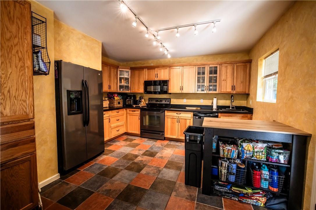 Single Family Ahrens  Sullivan County, NY 12768, MLS-H6333255-8