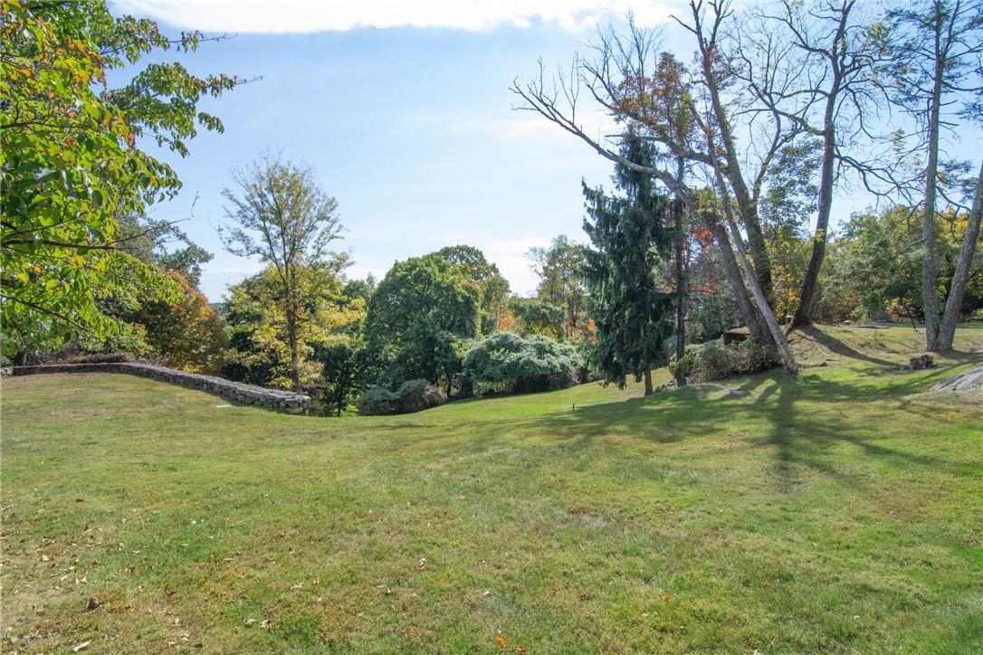 Single Family Mountain  Westchester County, NY 10533, MLS-H6333418-23
