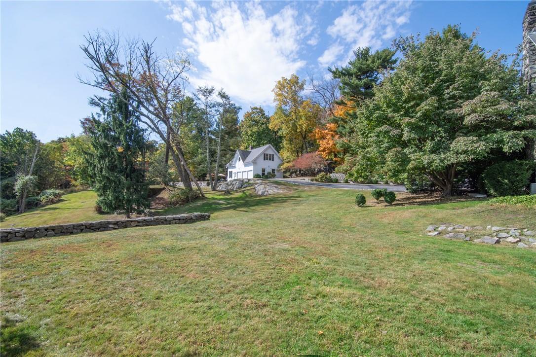 Single Family Mountain  Westchester County, NY 10533, MLS-H6333418-26