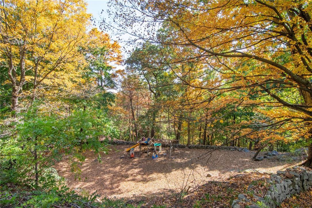 Single Family Mountain  Westchester County, NY 10533, MLS-H6333418-28