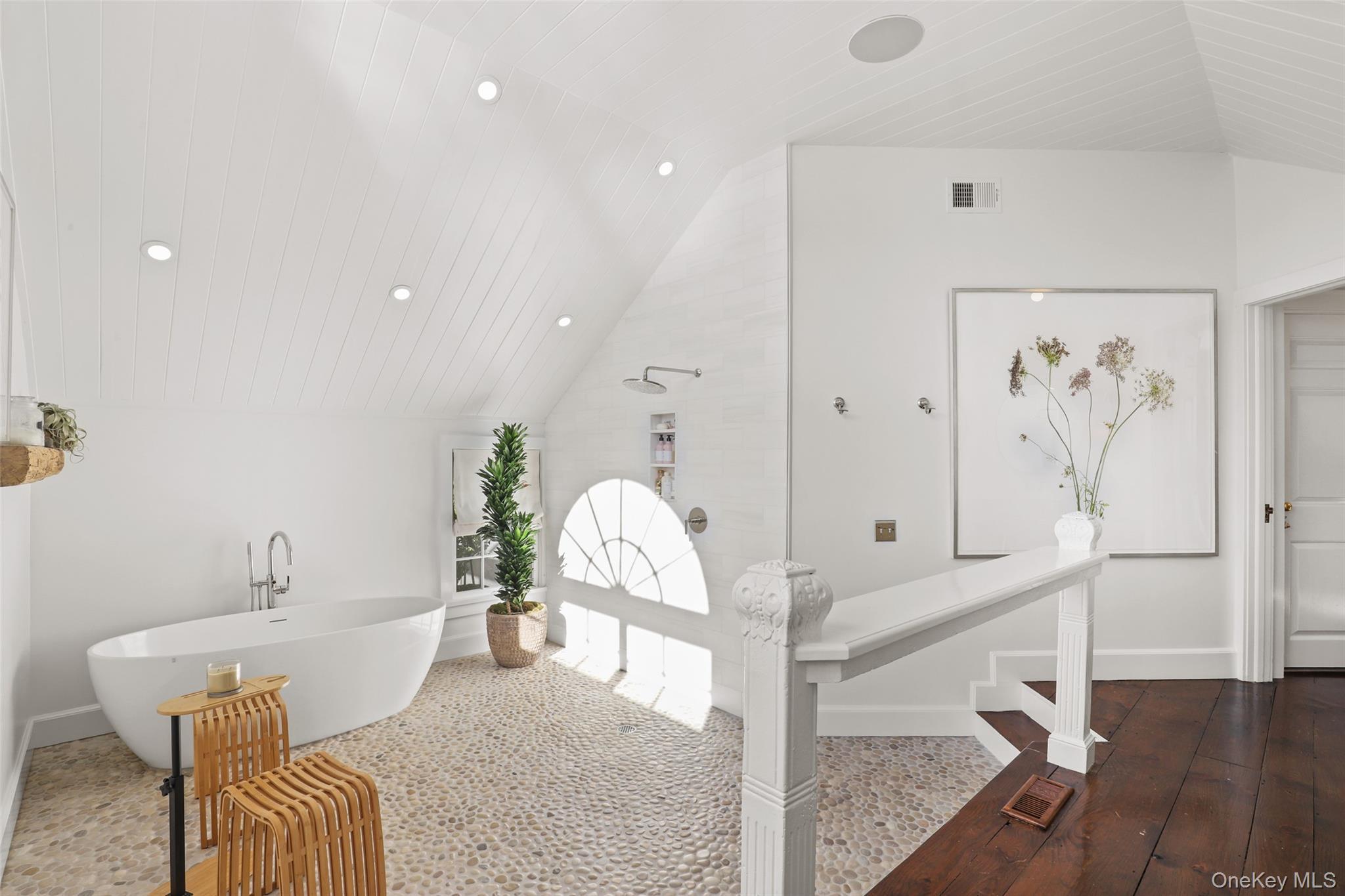 Single Family Narrows Westchester County, NY 10507, MLS-H6333861-17