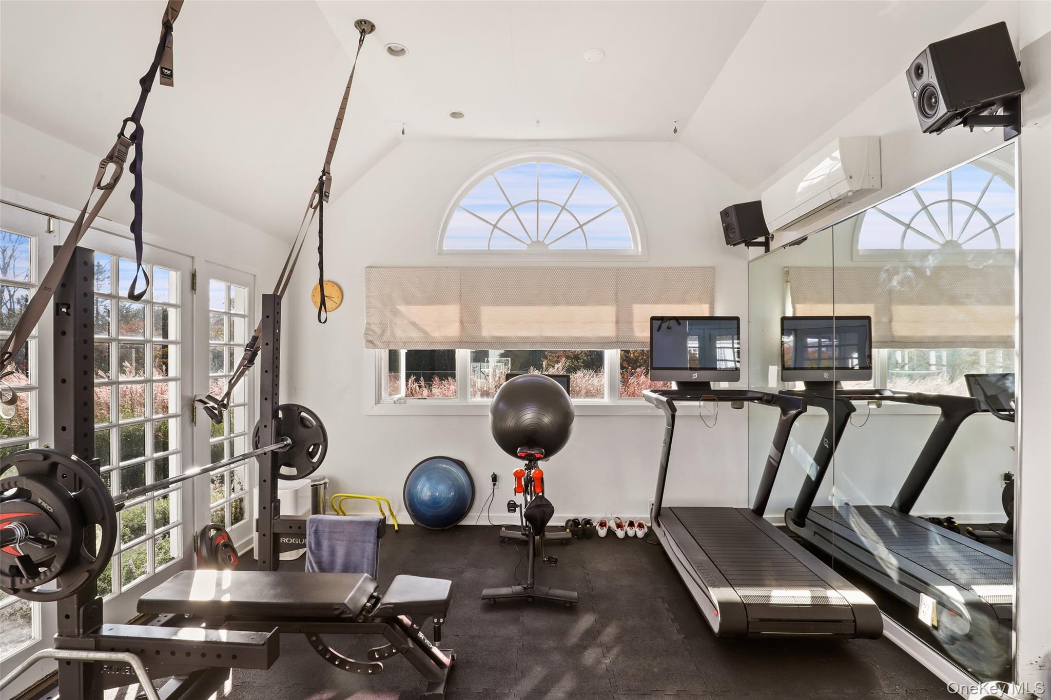 Single Family Narrows Westchester County, NY 10507, MLS-H6333861-20