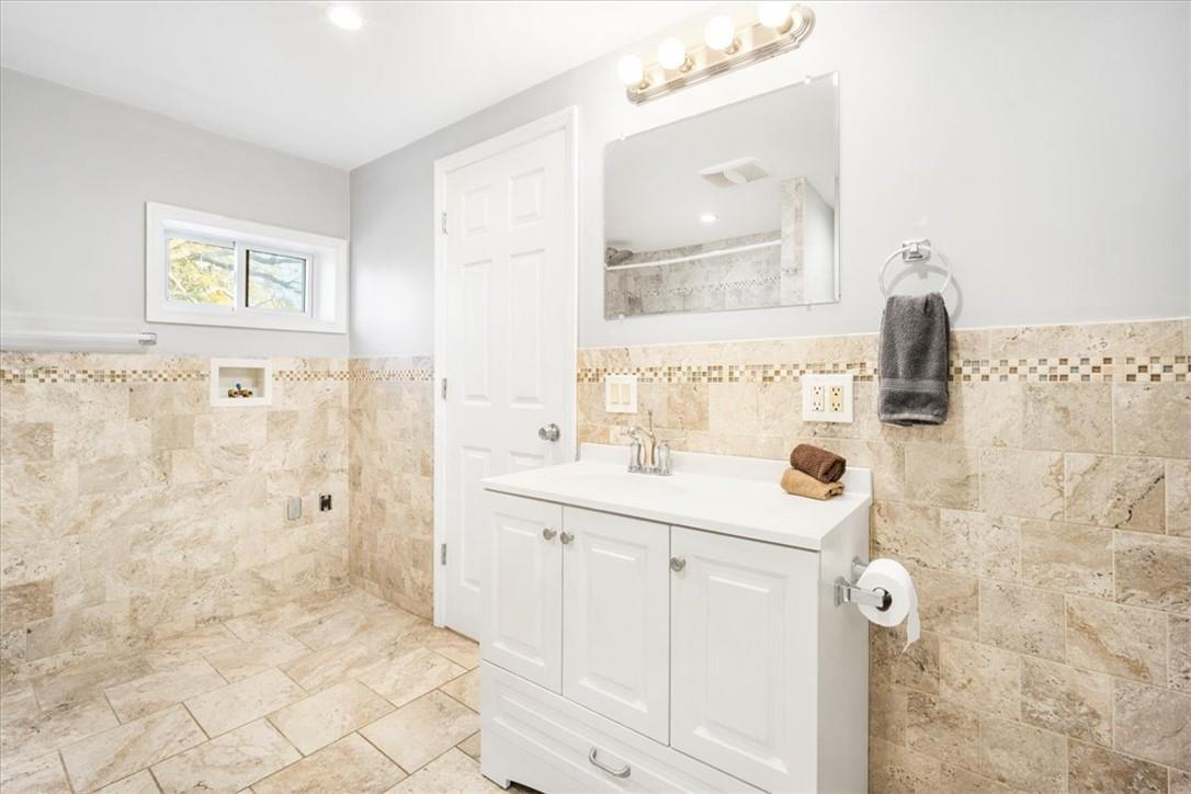 Single Family Halcyon  Dutchess County, NY 12545, MLS-H6334086-17