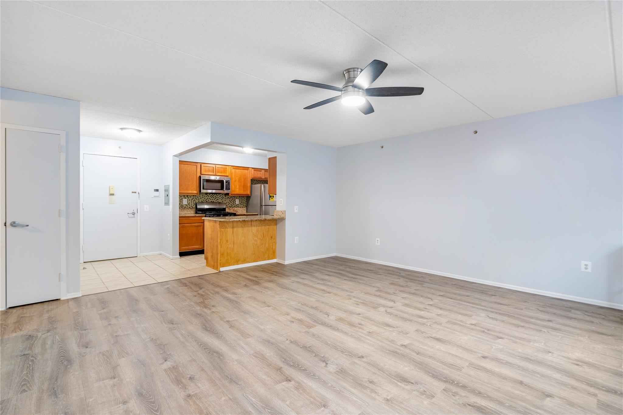 Coop 119 St  Manhattan, NY 10035, MLS-H6334091-3