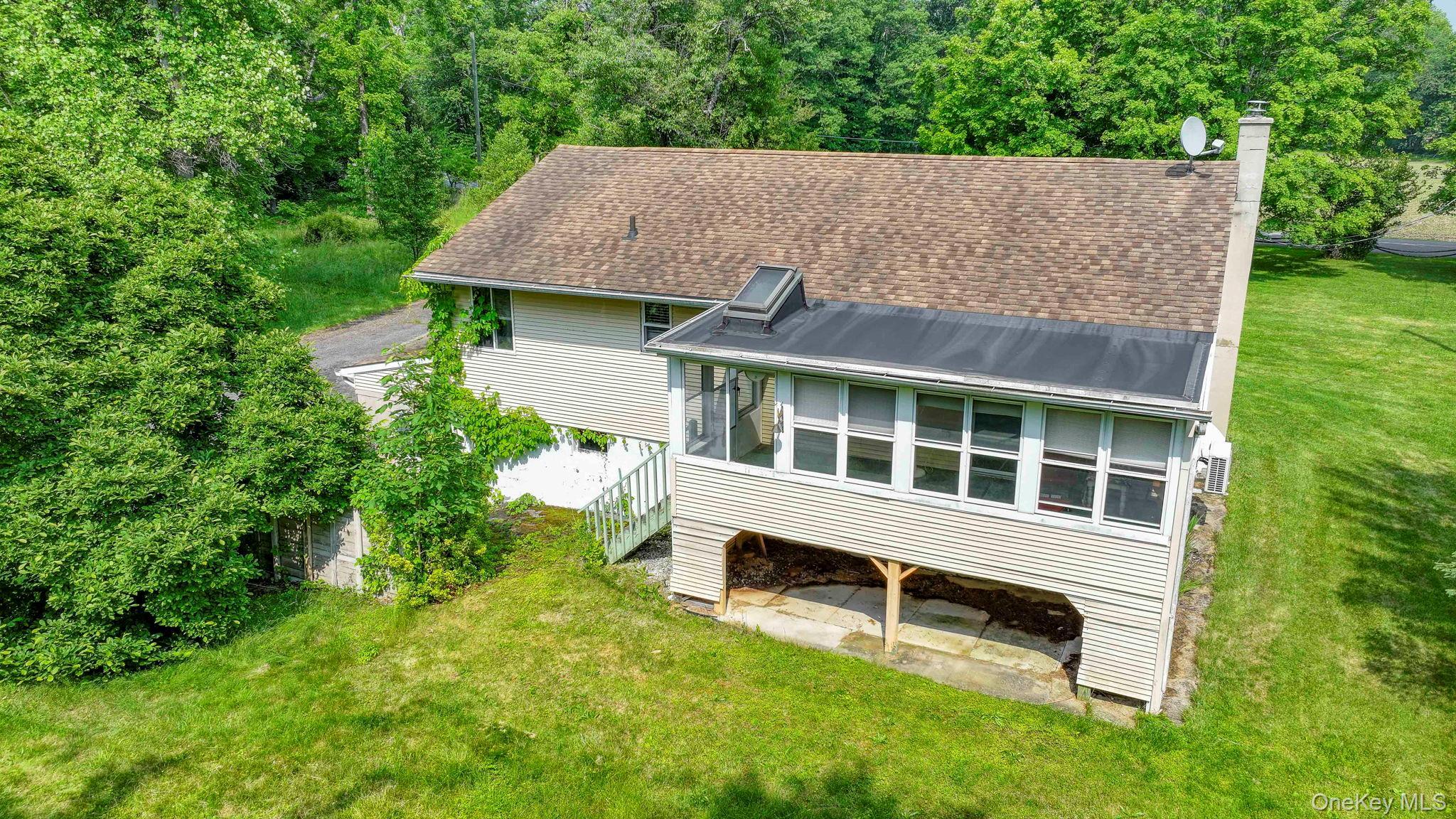 Single Family Crawford Orange County, NY 12566, MLS-H6334420-23