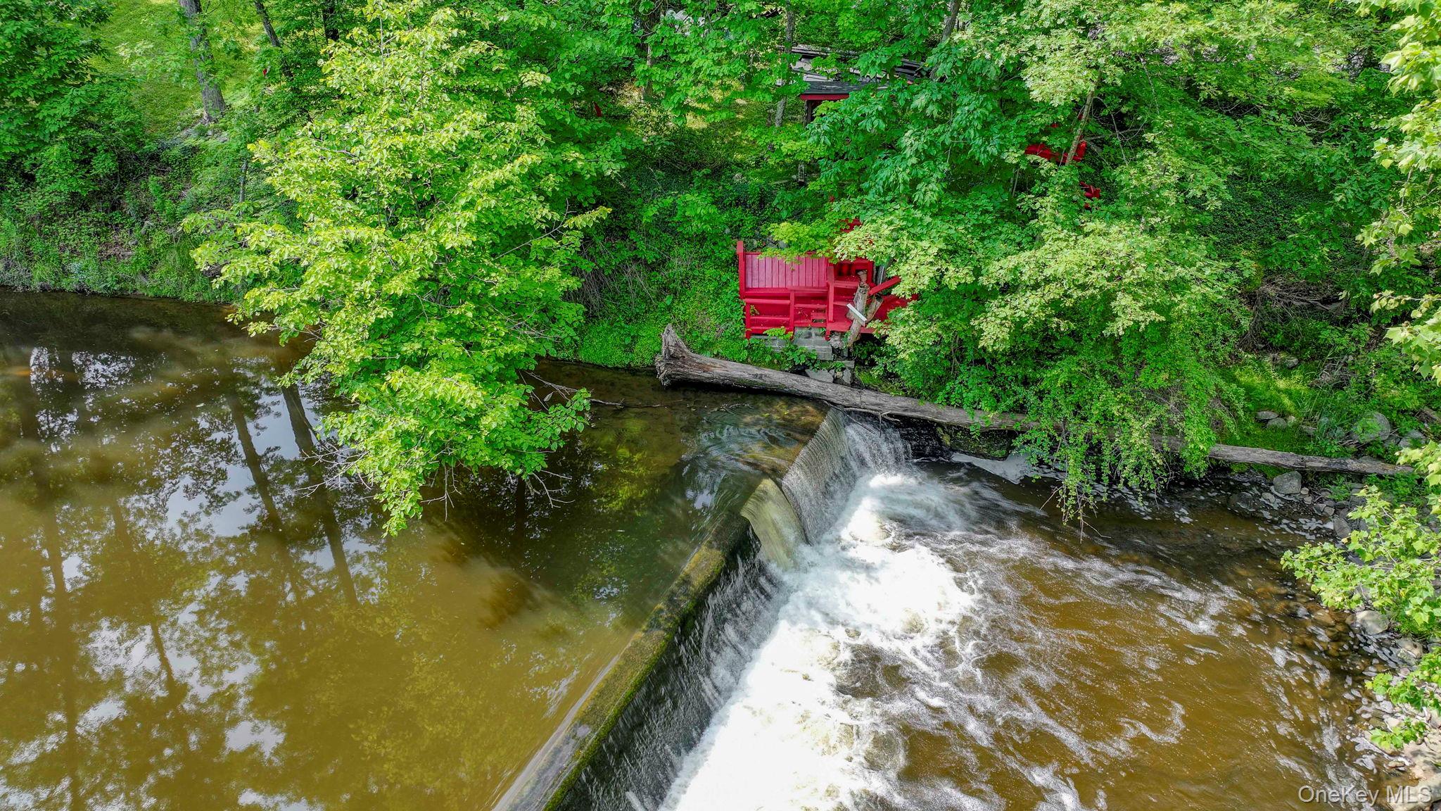 Single Family Crawford Orange County, NY 12566, MLS-H6334420-24