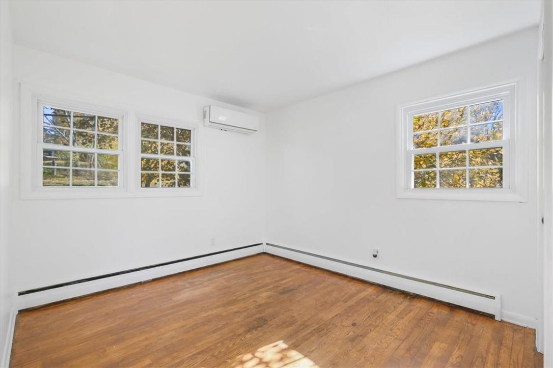 Single Family Bushwick  Dutchess County, NY 12603, MLS-H6334421-13