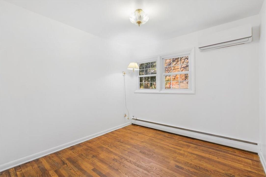Single Family Bushwick  Dutchess County, NY 12603, MLS-H6334421-14
