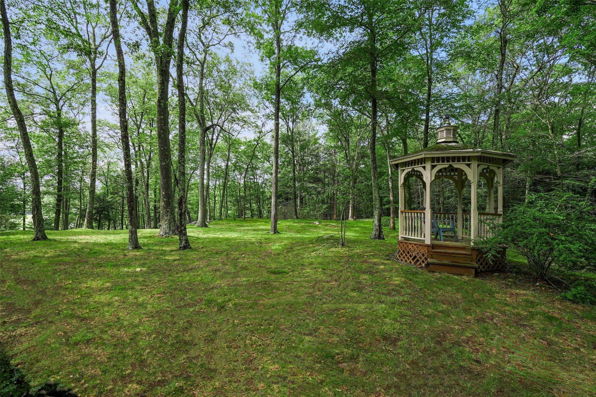 Single Family Old Mill River  Westchester County, NY 10576, MLS-H6334451-28