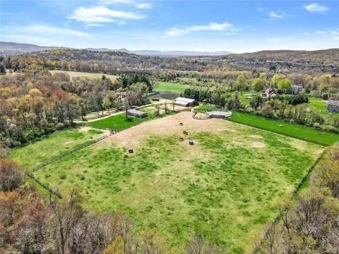 Single Family Hynes  Dutchess County, NY 12570, MLS-H6334942-24