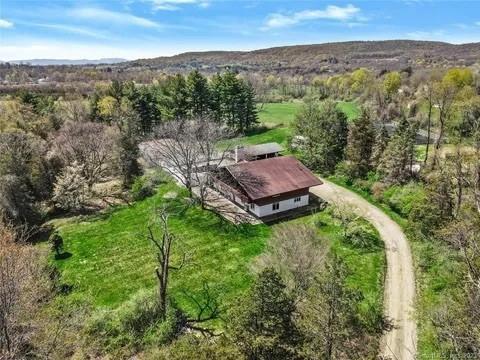 Single Family Hynes  Dutchess County, NY 12570, MLS-H6334942-3