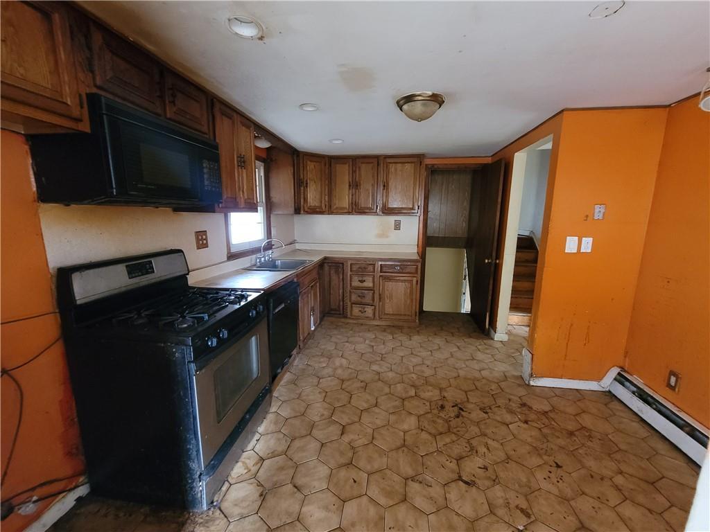 Single Family Harth  Orange County, NY 12553, MLS-H6334996-10