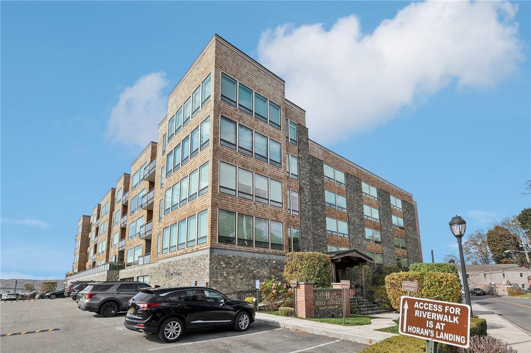 Condo River  Westchester County, NY 10591, MLS-H6335017-2