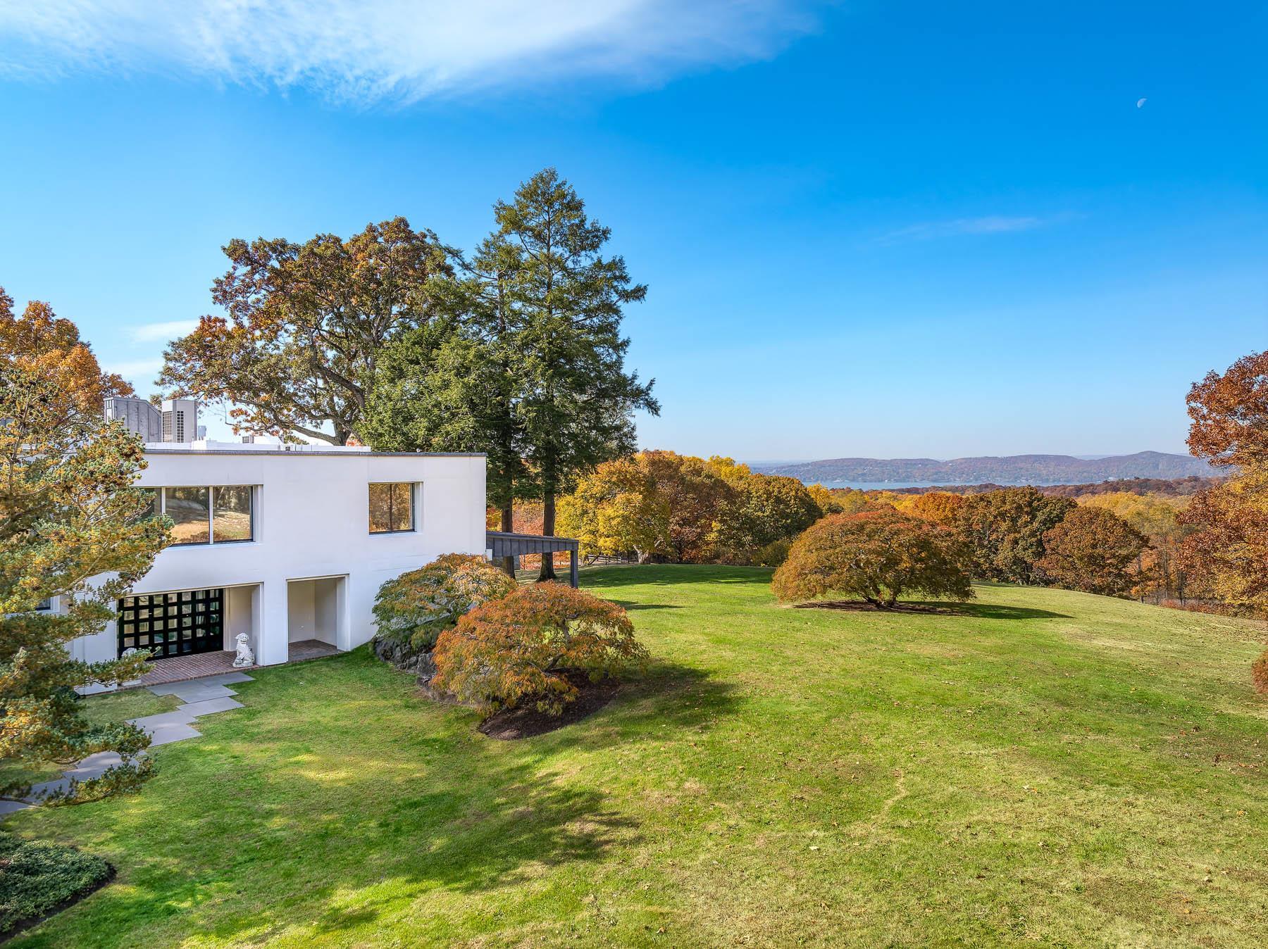 Single Family Raafenberg  Westchester County, NY 10591, MLS-H6335041-3