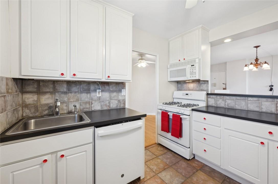 Coop Arlington  Bronx, NY 10471, MLS-H6335082-11