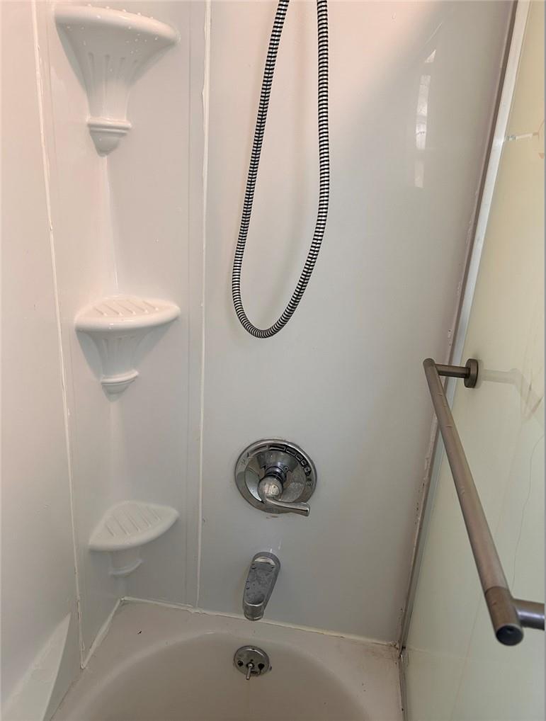Coop Hoe Avenue  Bronx, NY 10459, MLS-H6335268-6