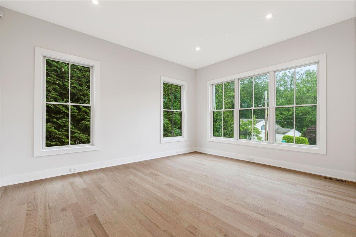 Single Family Rock Creek  Westchester County, NY 10583, MLS-H6335380-11