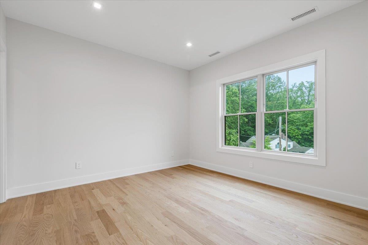 Single Family Rock Creek  Westchester County, NY 10583, MLS-H6335380-25