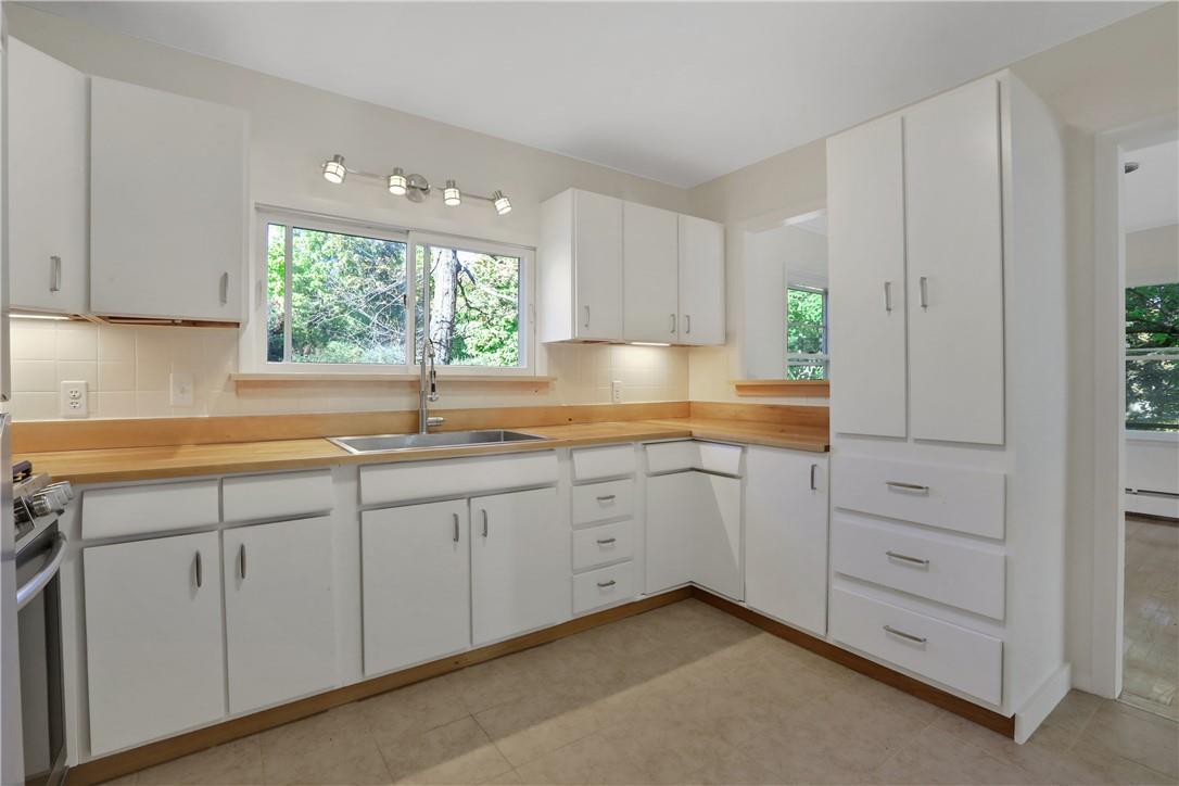 Single Family Shultis Brook  Ulster County, NY 12409, MLS-H6335536-28