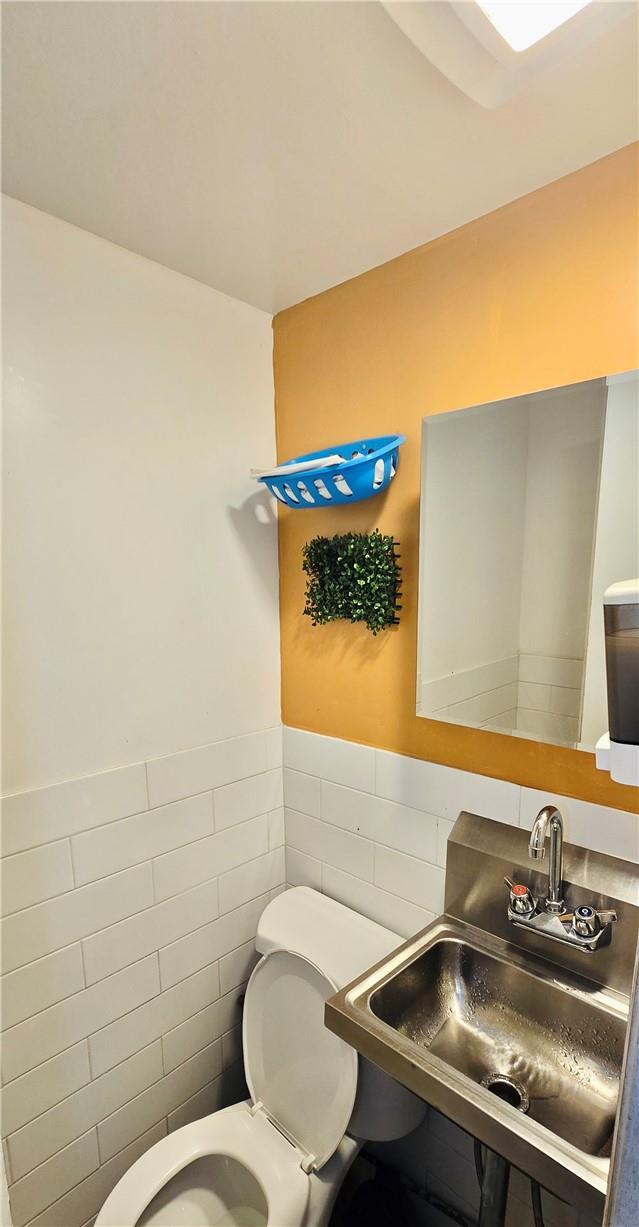 Commercial Sale Broadway  Manhattan, NY 10033, MLS-H6335544-12