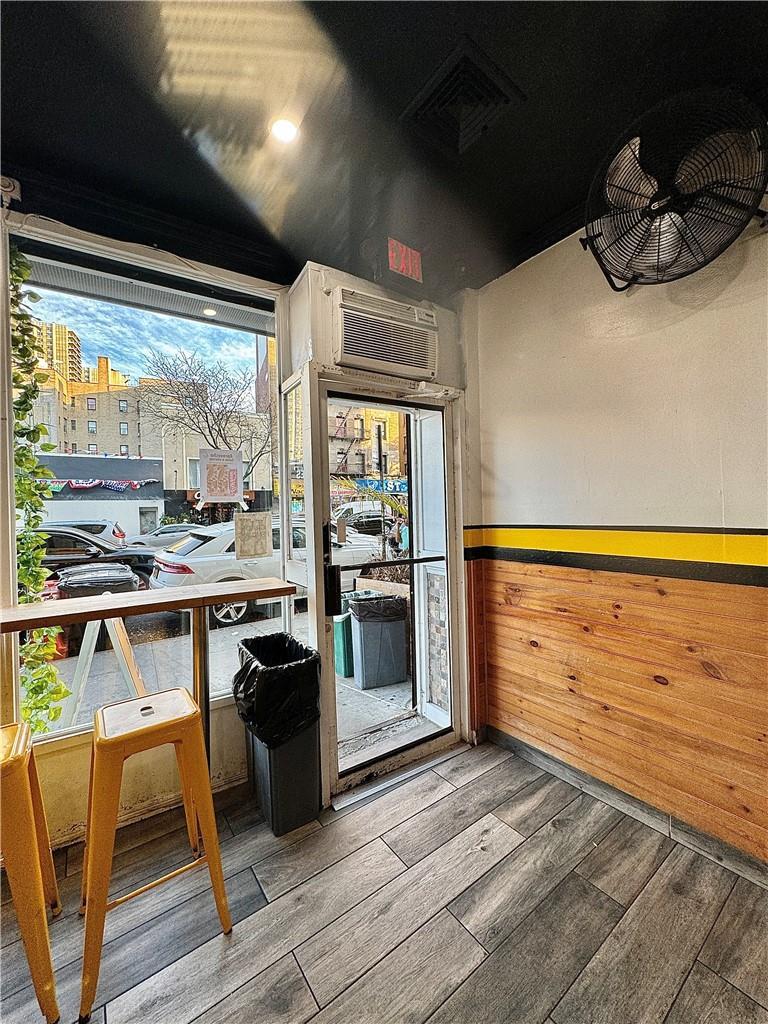 Commercial Sale Broadway  Manhattan, NY 10033, MLS-H6335544-4