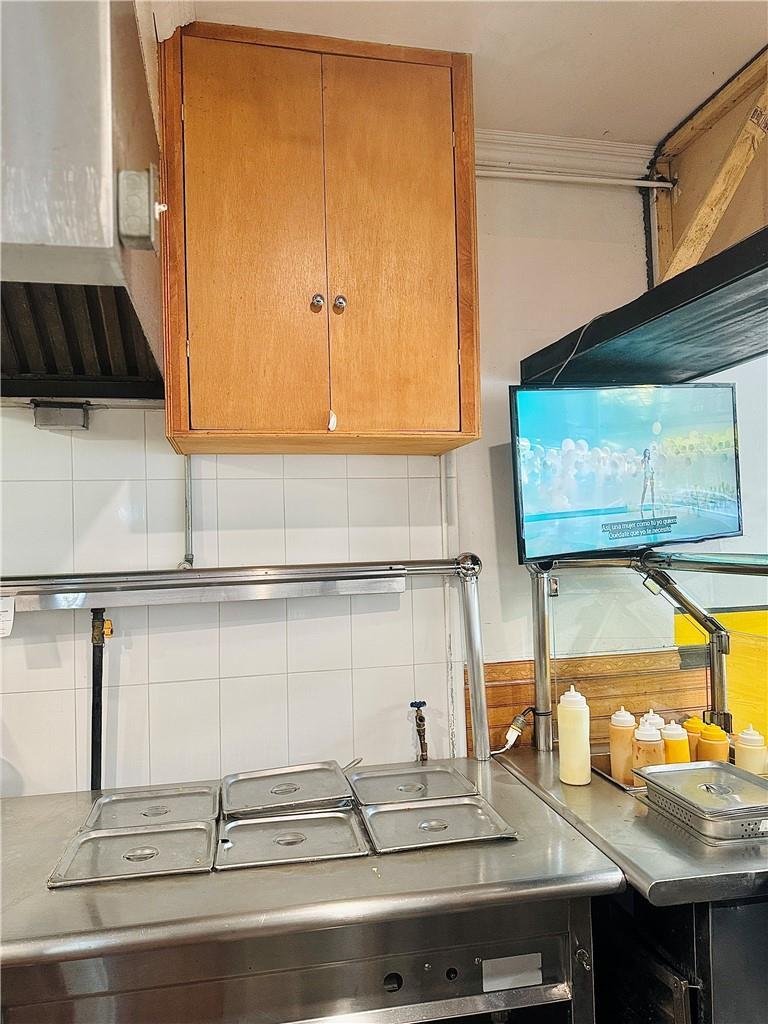 Commercial Sale Broadway  Manhattan, NY 10033, MLS-H6335544-5