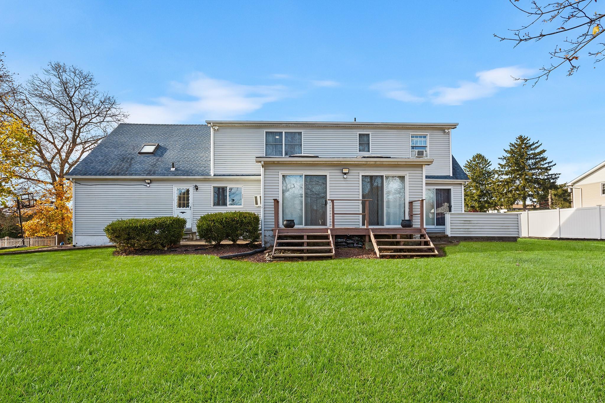 Single Family Fairmont  Putnam County, NY 10541, MLS-H6335656-2