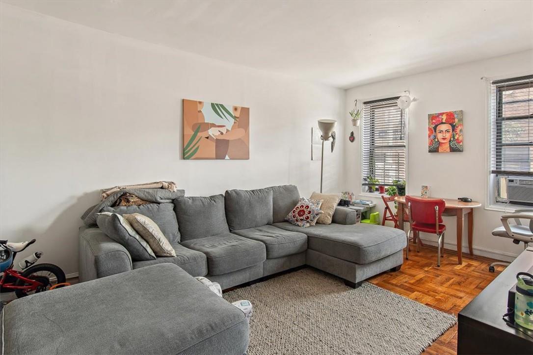 Coop Brady  Bronx, NY 10462, MLS-H6335703-11