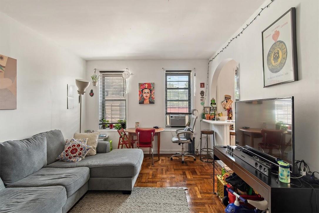 Coop Brady  Bronx, NY 10462, MLS-H6335703-12