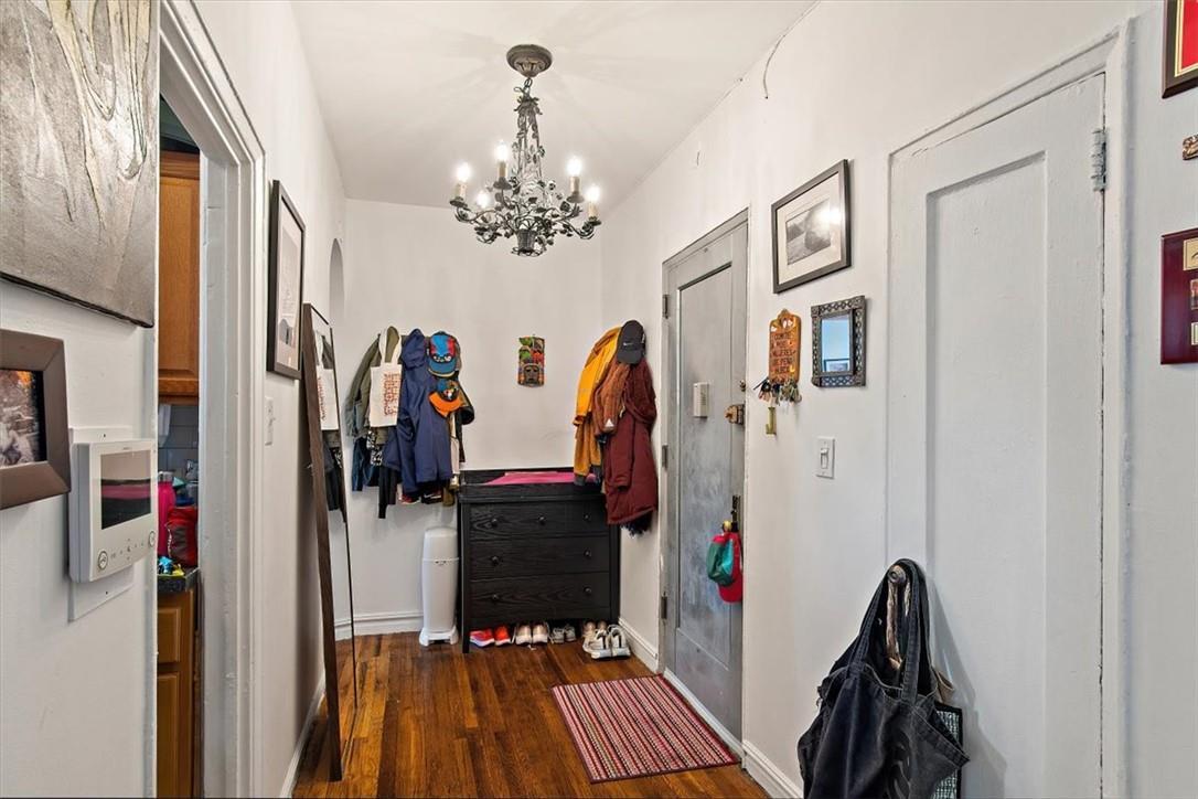 Coop Brady  Bronx, NY 10462, MLS-H6335703-13