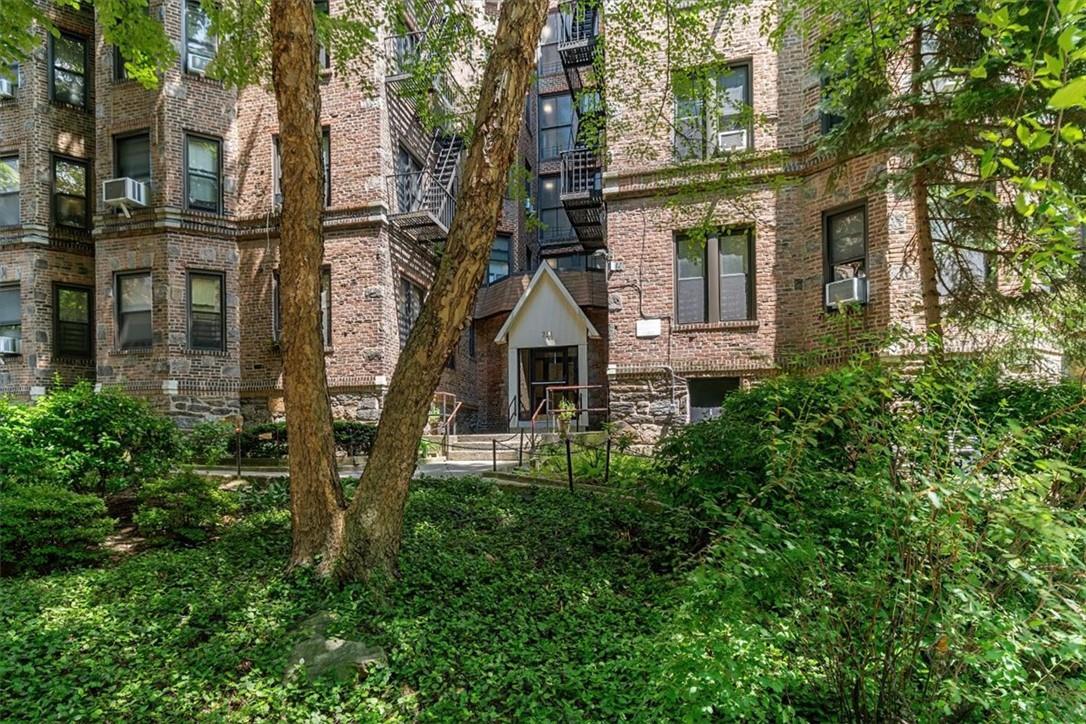 Coop Brady  Bronx, NY 10462, MLS-H6335703-16