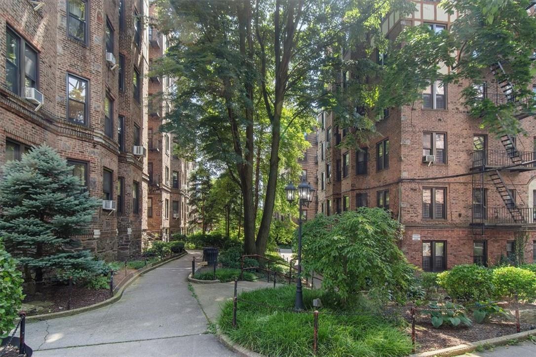 Coop Brady  Bronx, NY 10462, MLS-H6335703-18