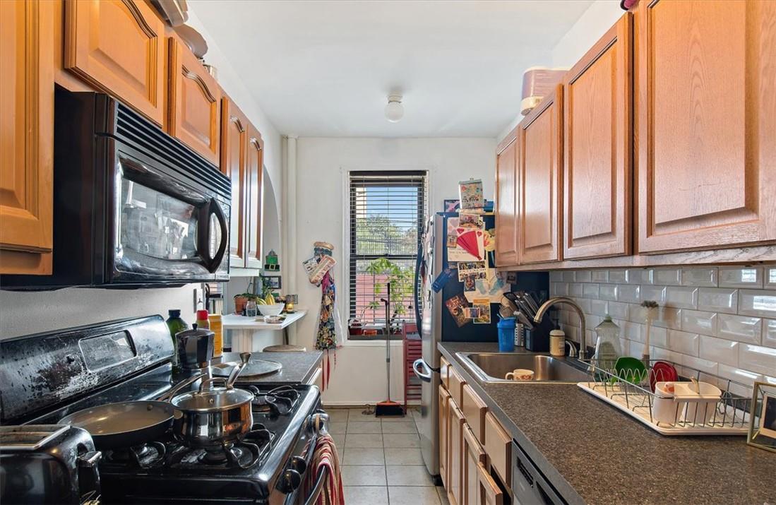 Coop Brady  Bronx, NY 10462, MLS-H6335703-7