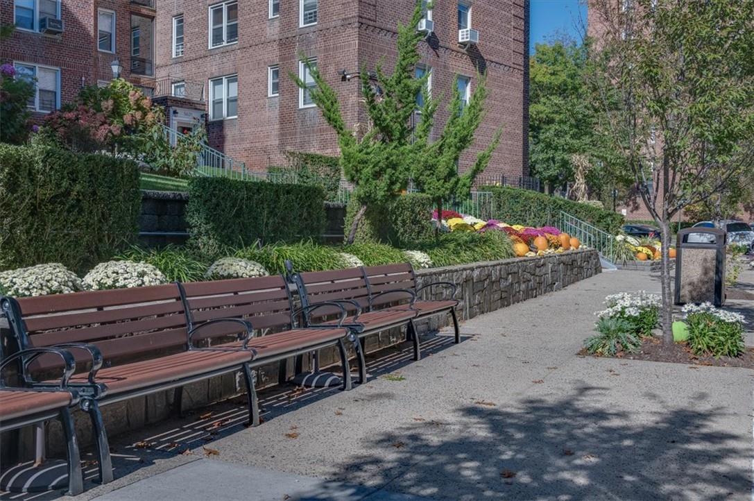 Coop Netherland  Bronx, NY 10471, MLS-H6335800-7