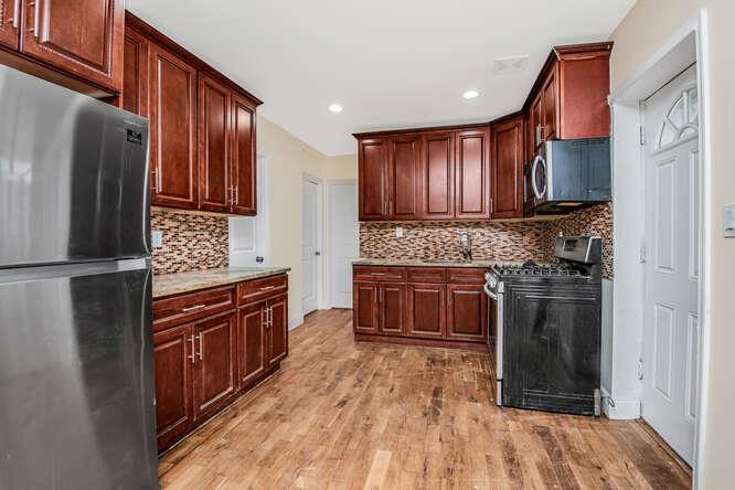 Single Family 226  Bronx, NY 10466, MLS-H6335810-4
