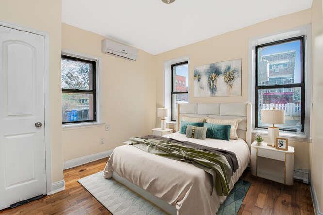 Single Family 226  Bronx, NY 10466, MLS-H6335810-8