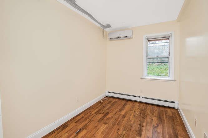 Single Family 226  Bronx, NY 10466, MLS-H6335810-9