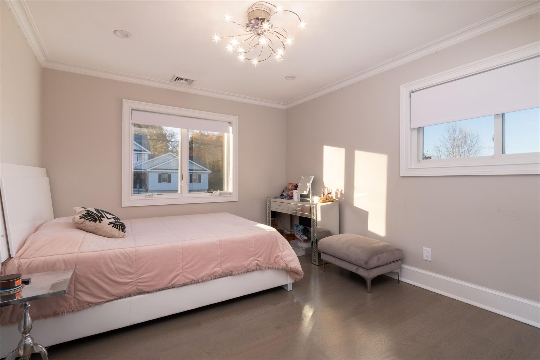 Single Family Hubbard  Westchester County, NY 10708, MLS-H6335857-16