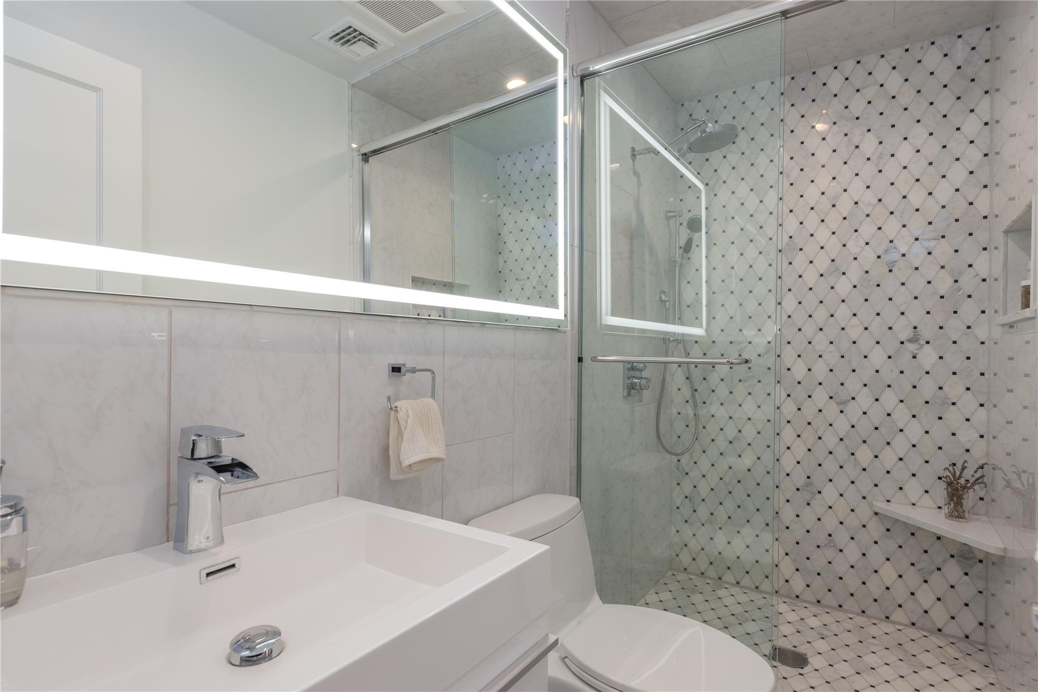 Single Family Hubbard  Westchester County, NY 10708, MLS-H6335857-18