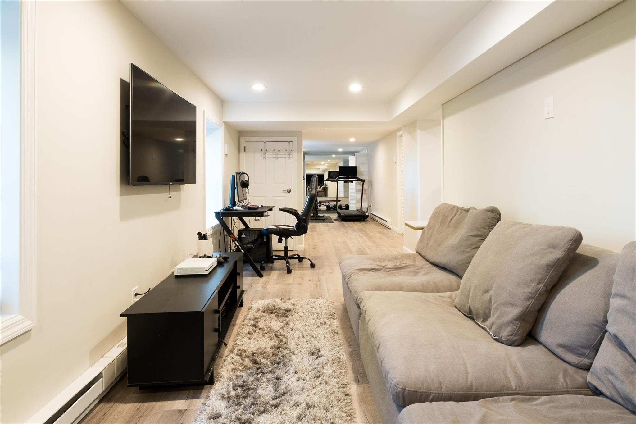 Single Family Hubbard  Westchester County, NY 10708, MLS-H6335857-34
