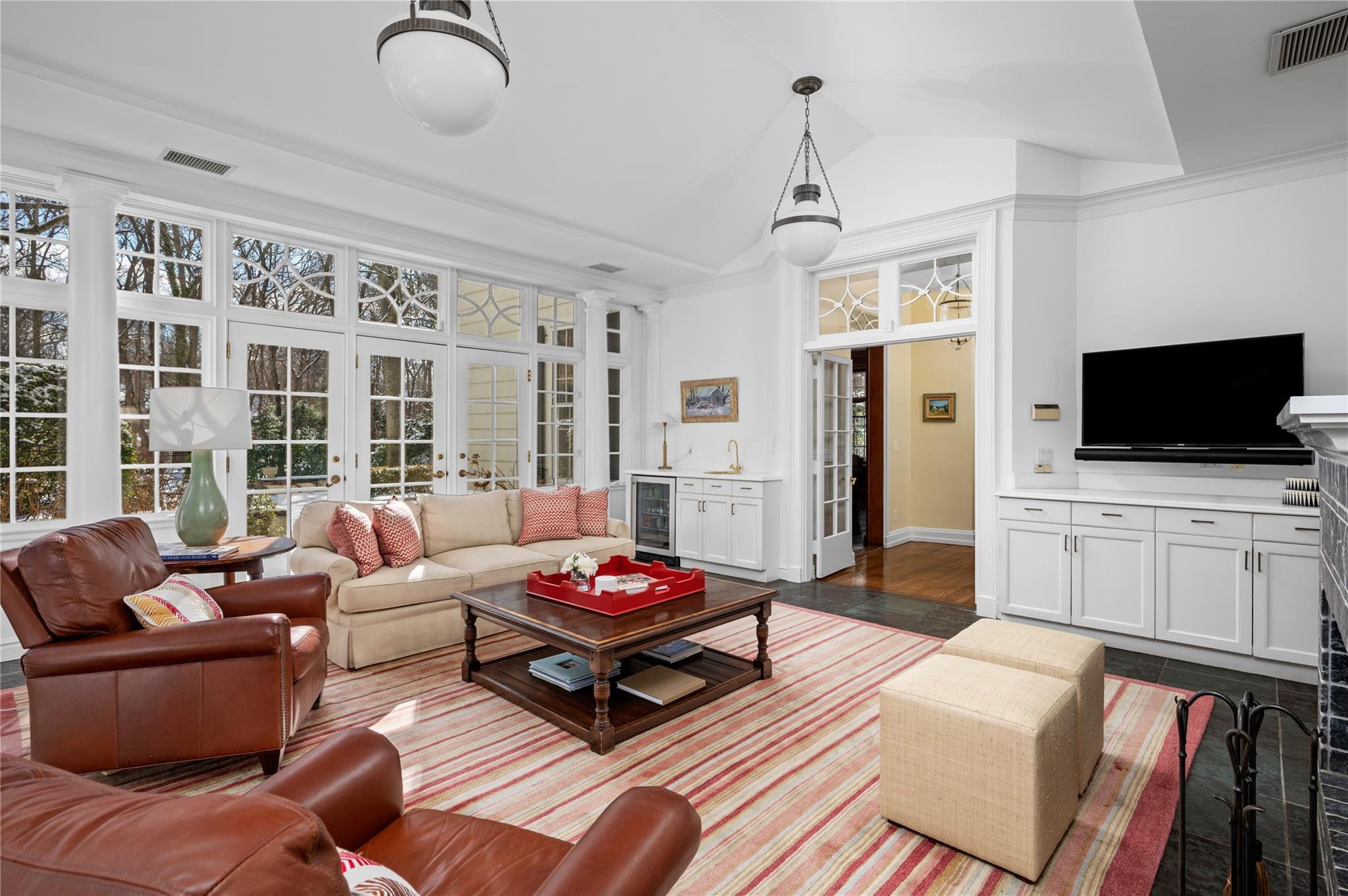 Single Family Sackett  Westchester County, NY 10538, MLS-H6335947-9