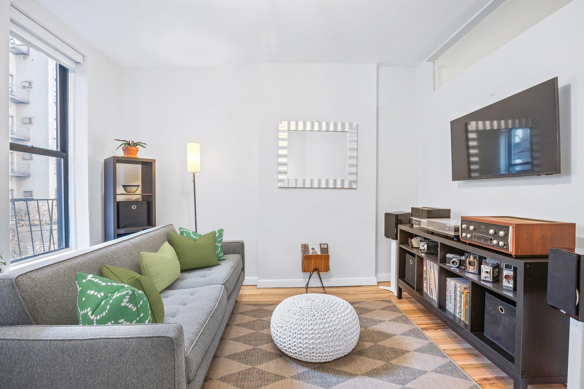 Coop 50th  Manhattan, NY 10019, MLS-H6336033-2