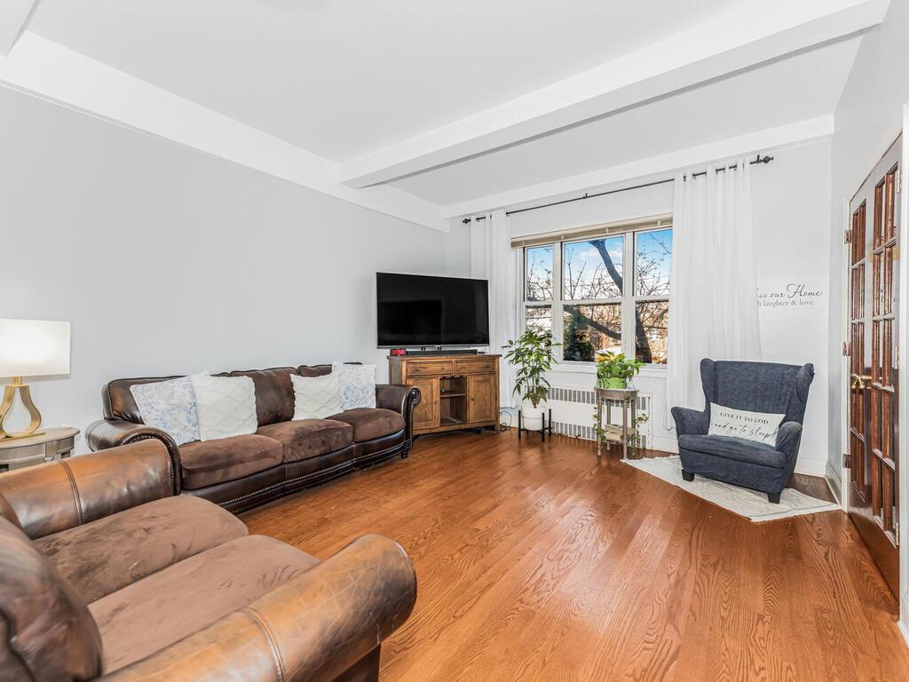 Coop Riverdale  Bronx, NY 10471, MLS-H6336126-2