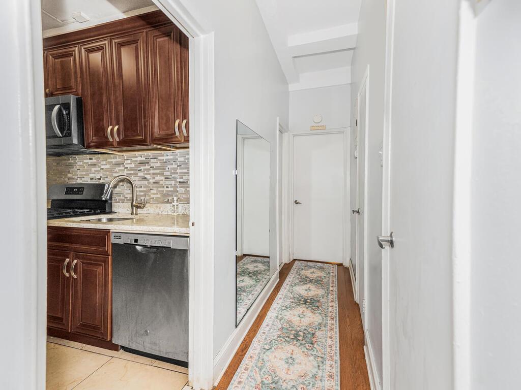 Coop Riverdale  Bronx, NY 10471, MLS-H6336126-9