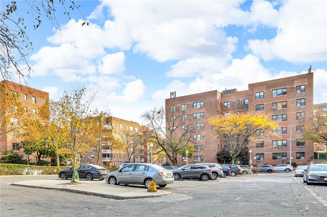 Coop Blackstone  Bronx, NY 10471, MLS-H6336165-19