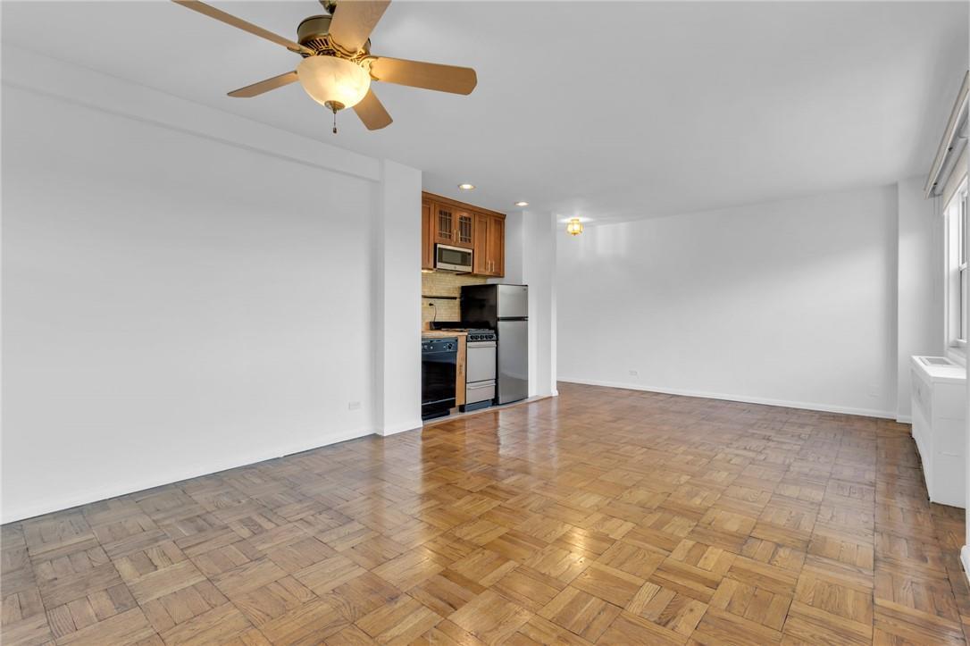 Coop Blackstone  Bronx, NY 10471, MLS-H6336165-5