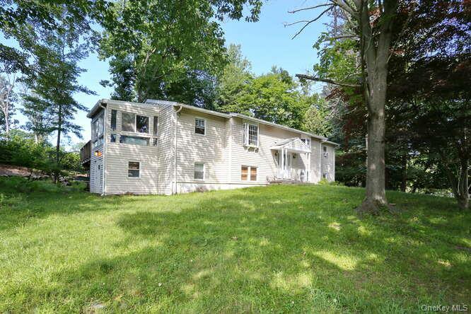 Single Family Charlotte Drive Rockland County, NY 10977, MLS-H6336195-2